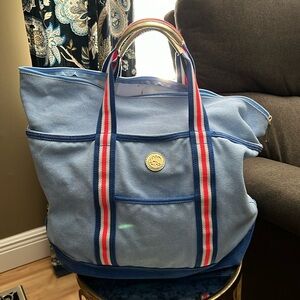 Printed, zip-top, canvas tote striped Measures 23-1/2"W x 14-3/4"H x 7-1/4"D